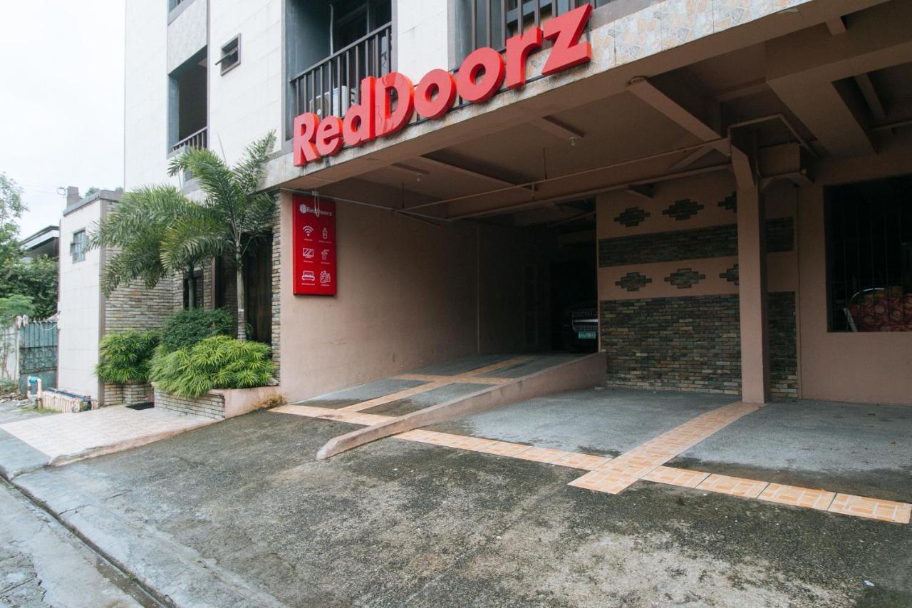 Reddoorz Plus At Canley Residential Pasig City エクステリア 写真