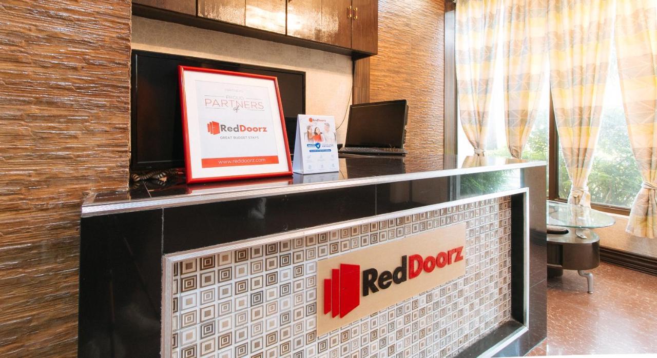 Reddoorz Plus At Canley Residential Pasig City エクステリア 写真