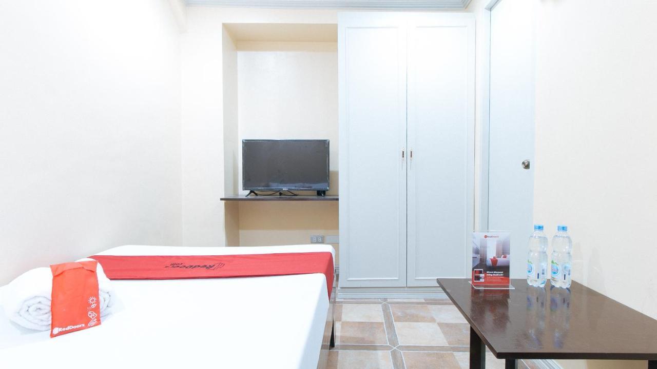 Reddoorz Plus At Canley Residential Pasig City エクステリア 写真