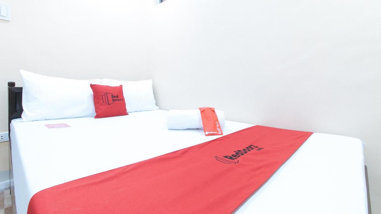 Reddoorz Plus At Canley Residential Pasig City エクステリア 写真