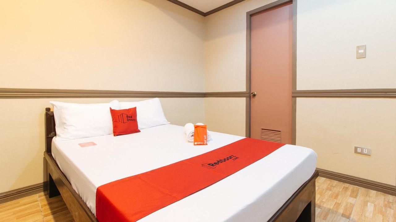 Reddoorz Plus At Canley Residential Pasig City エクステリア 写真
