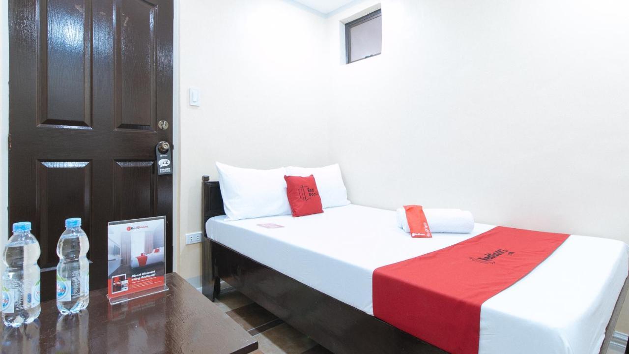Reddoorz Plus At Canley Residential Pasig City エクステリア 写真
