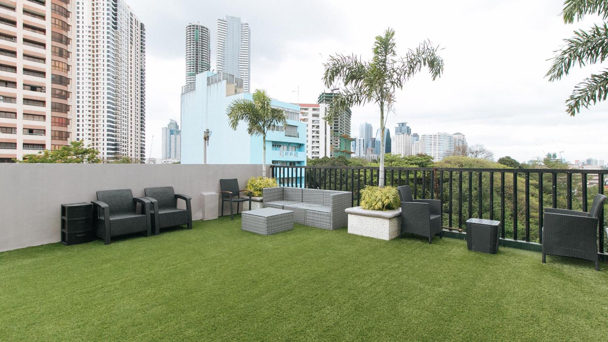 Reddoorz Plus At Canley Residential Pasig City エクステリア 写真